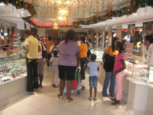 Gift For Life Foundation Trincity Mall outing, December 2009 — photograph 10