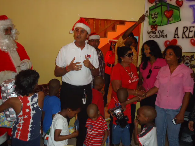 Photograph 68 from Christmas Motorcade 2014