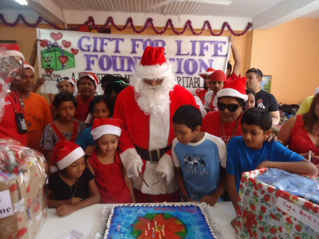 Photograph 15 from Christmas Motorcade 2014