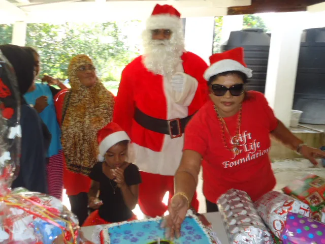 Photograph 19 from Christmas Motorcade 2014