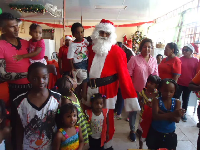 Photograph 46 from Christmas Motorcade 2014