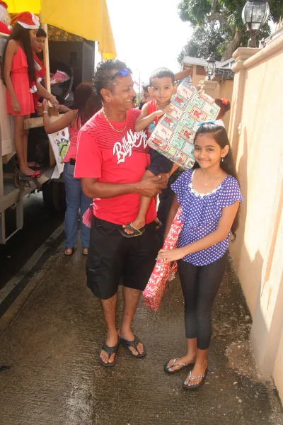 Photograph 2 from GFLF Waves Christmas Wand
