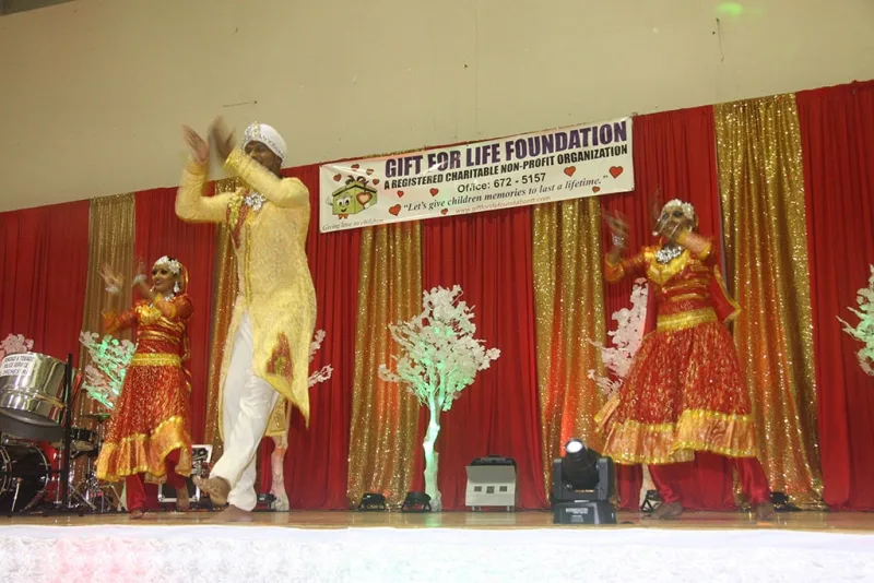 Photograph 33 from 2016 November Charity Dinner & Concert