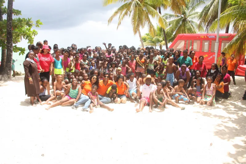 Photograph 10 from GFLF Takes 10 Children’s Homes To Tobago