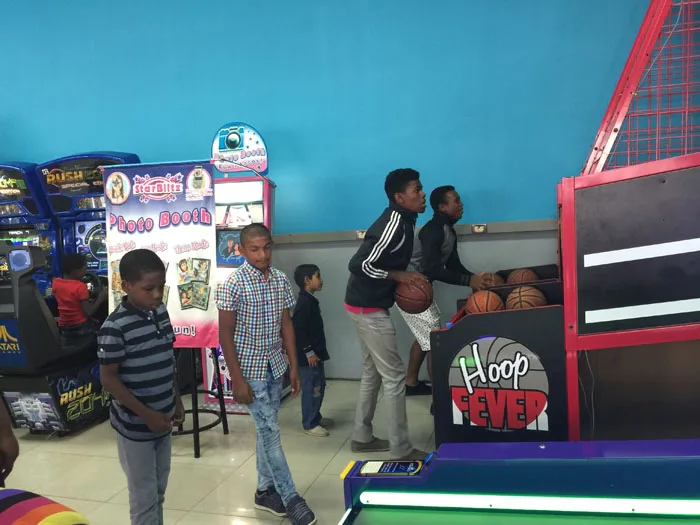 Photograph 10 from Father’s Day 2017 – Movies, Lunch & Games World at Southpark