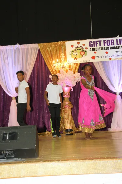 Photograph 27 from Gift For Life Foundation Takes The Children To Stage