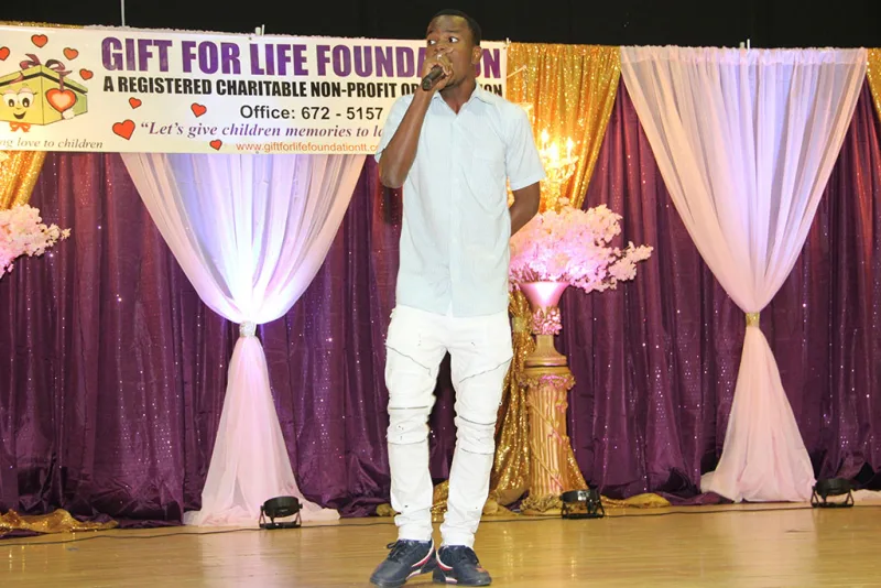 Photograph 55 from Gift For Life Foundation Takes The Children To Stage