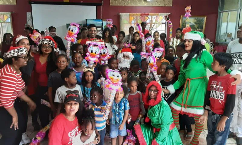 Photograph 3 from GFLF Spreads Holiday Magic to Children’s Homes and Needy Families
