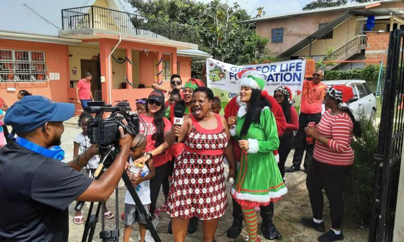 Photograph 14 from GFLF Spreads Holiday Magic to Children’s Homes and Needy Families