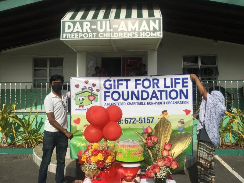 Photograph 5 from Gift for Life Foundation Spreads Love On Mother’s Day 2022!