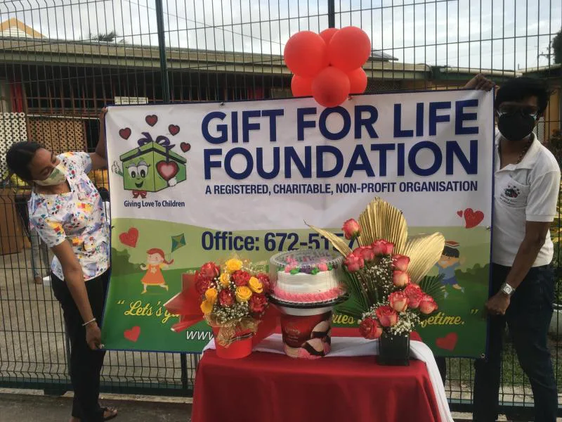 Photograph 11 from Gift for Life Foundation Spreads Love On Mother’s Day 2022!
