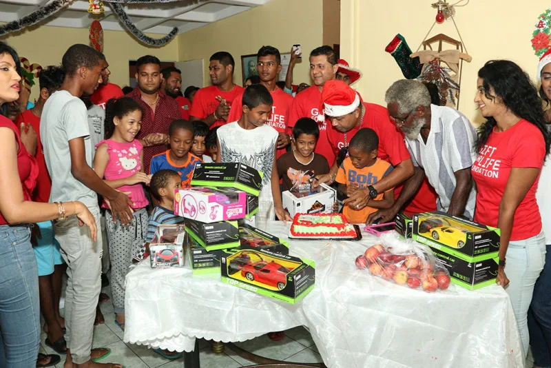 Photograph 67 from Motorcade 2019 – 10th Year of Christmas Cheer by Gift For Life Foundation
